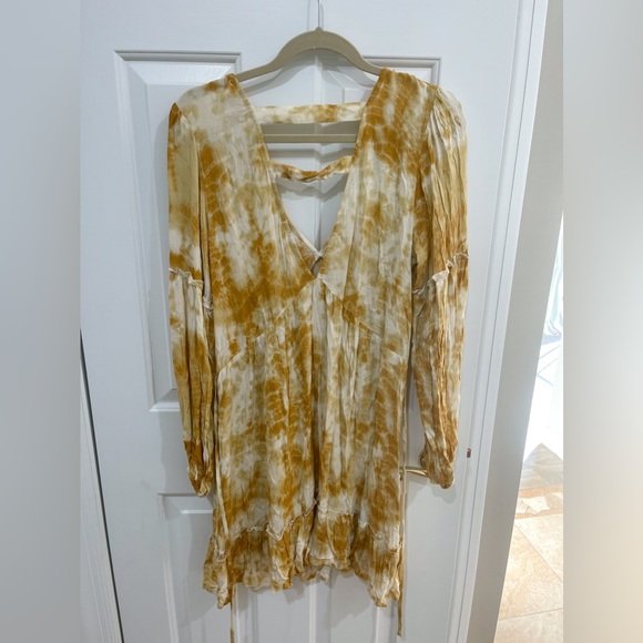 NWT Band of Gypsies Gold Mojave Long Sleeve Mini Dress - Picture 5 of 6